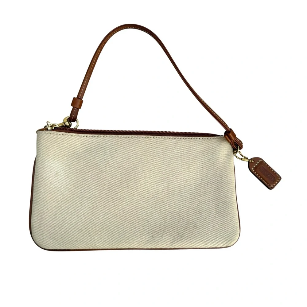 🆕 Coach Vintage Turn Lock Wristlet Clutch